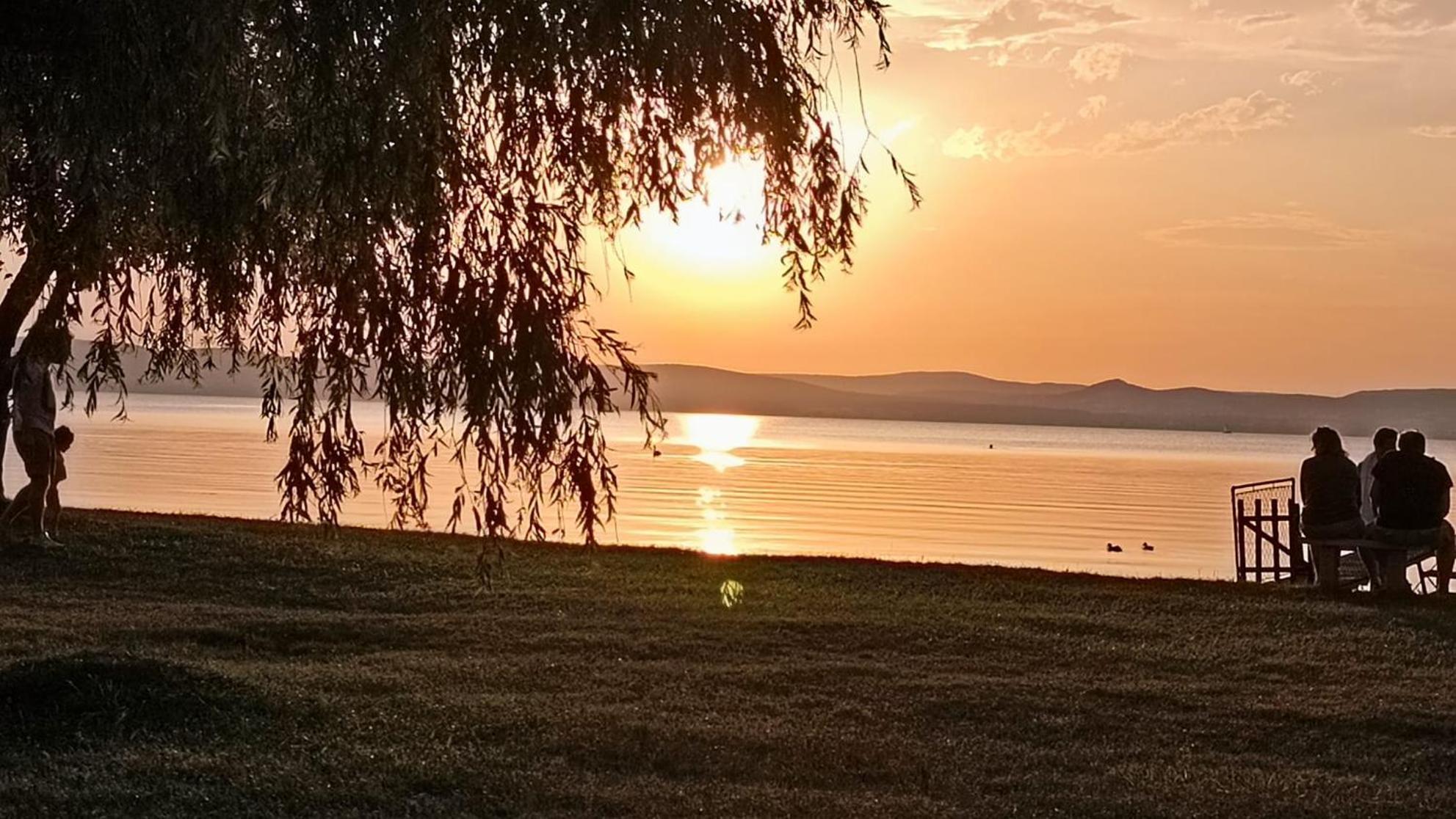 Traumlage Direkt Am See Balatonszemes Exterior photo